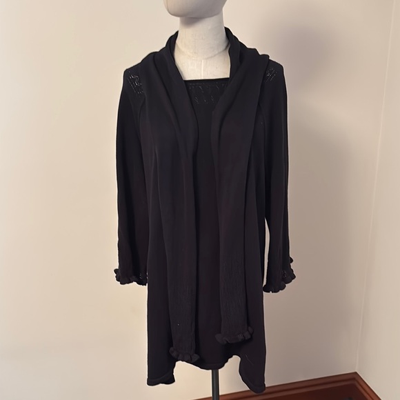 Style & Co. Sweaters - Style & Co Black Crew Neck Sweater Lightweight Knit w/removable scarf